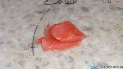 омурайс — рис с курицей и томатами в яичной обертке