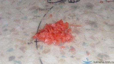 омурайс — рис с курицей и томатами в яичной обертке