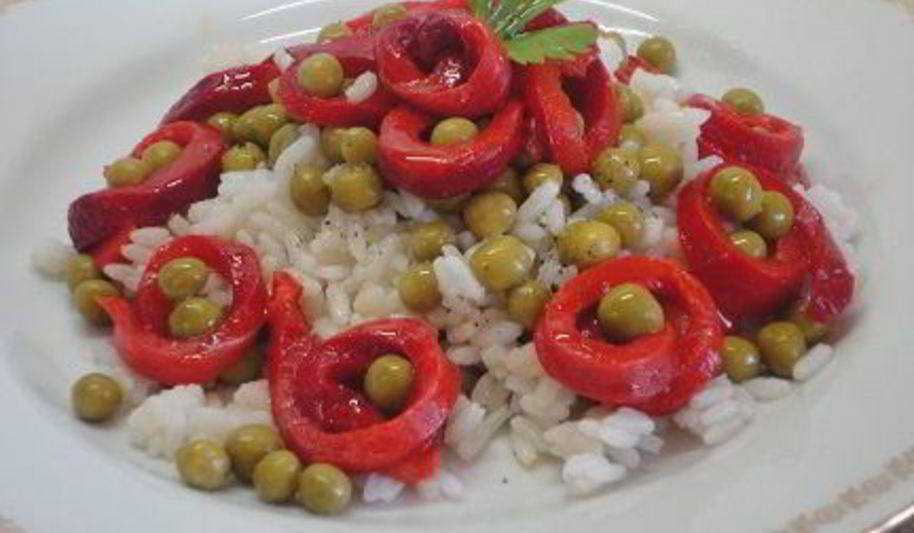 Рецепт риса с болгарским перцем и горошком