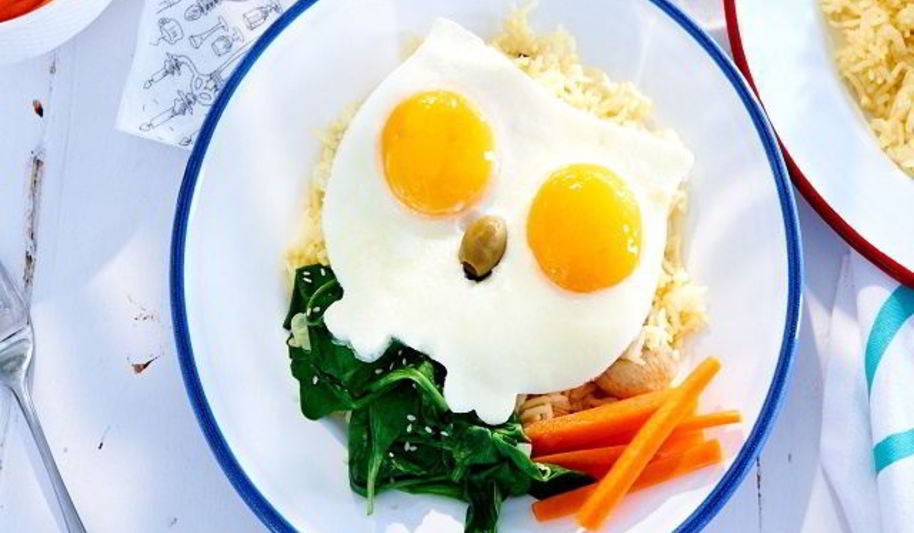 Рецепт риса с индейкой и жаренным яйцом