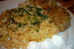 Рис с котлетами в мультиварке