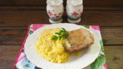 рис с курицей и ананасами