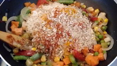 рис с овощами и вермишелью