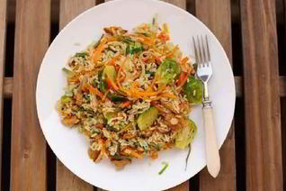 Рис с овощами по-китайски