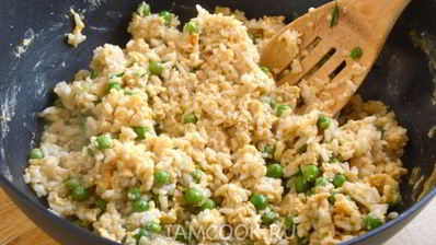 рис с яйцом по-китайски