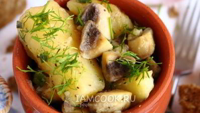 жареная картошка с грибами в мультиварке