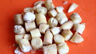 жареная картошка с грибами в мультиварке