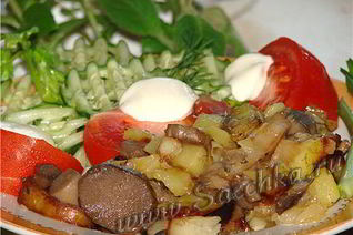 Жареная картошка с грибами