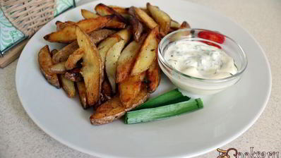 жареный молодой картофель