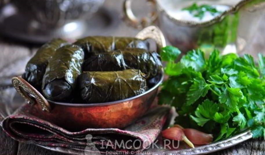 Рецепт долмы из маринованных виноградных листьев