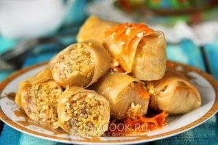 Голубцы с фаршем и пшеном в мультиварке