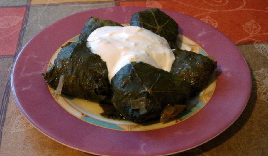 Рецепт голубцов в виноградных листьях