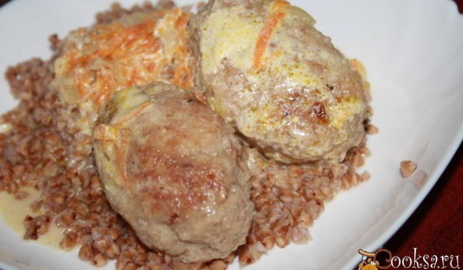 Рецепт ленивых голубцов томленых в сметане в чугунке