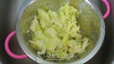 ленивые голубцы в сметанном соусе в духовке