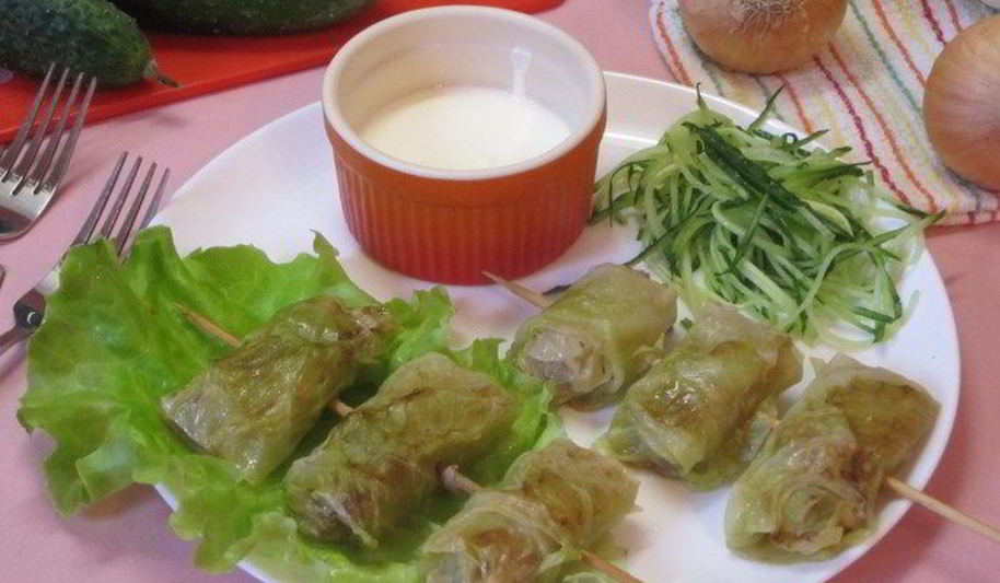 Рецепт мини-голубцов на шпажках