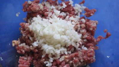 мини-голубцы на шпажках