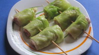 мини-голубцы на шпажках