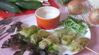 мини-голубцы на шпажках