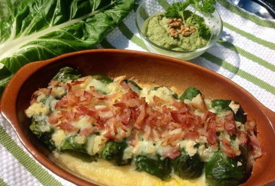 Запеченные голубцы из мангольда