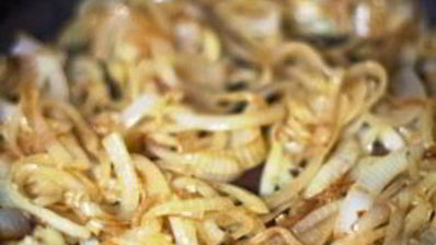 запеченные голубцы в сметанном соусе