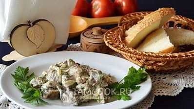 белые грибы в сметане