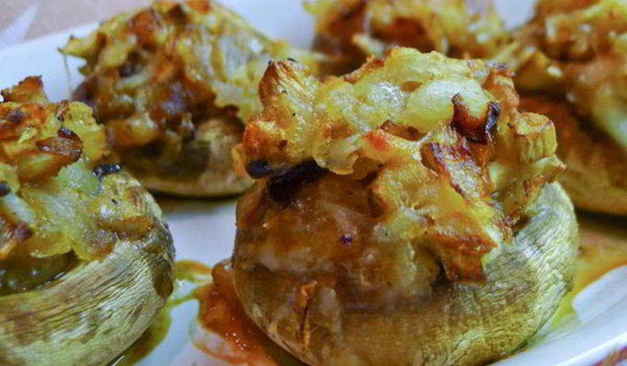 Рецепт фаршированных шампиньонов с картошкой и беконом