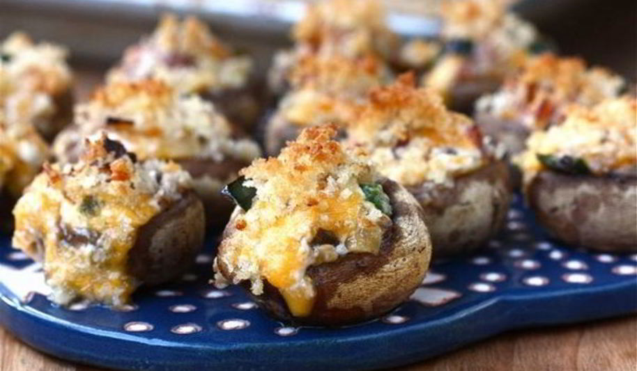 Рецепт фаршированных шампиньонов с пепперони