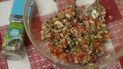 фаршированные шампиньоны с пикантной начинкой