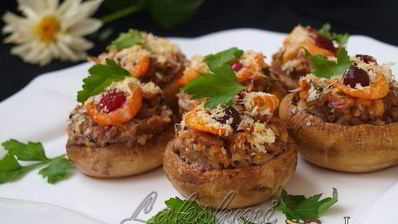 фаршированные шампиньоны с пикантной начинкой
