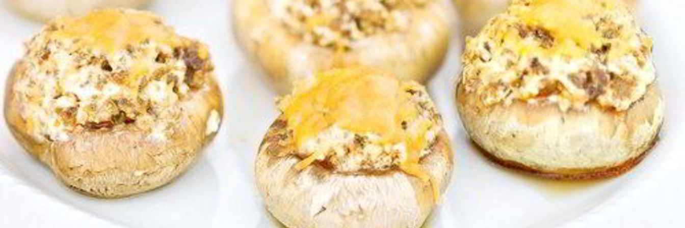 Грибные шляпки, фаршированные сырно-мясной начинкой