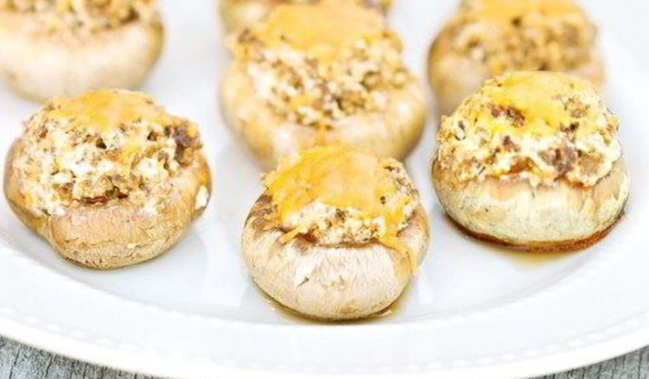 Рецепт грибных шляпок, фаршированных сырно-мясной начинкой