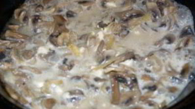 грибы под соусом