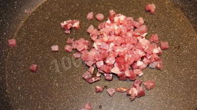 грибы с ветчиной