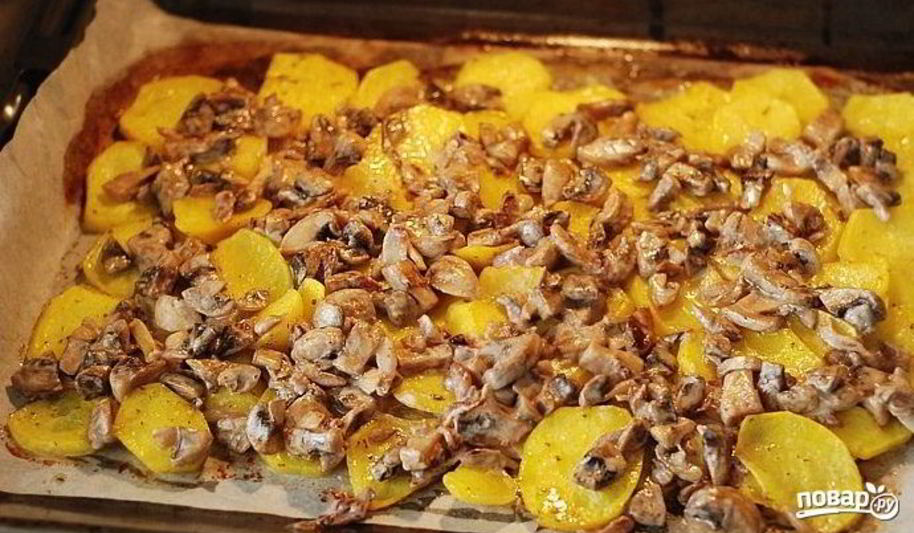 Рецепт грибов со свининой и картофелем в духовке