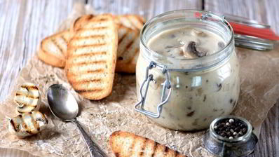 грибы в сметанном соусе