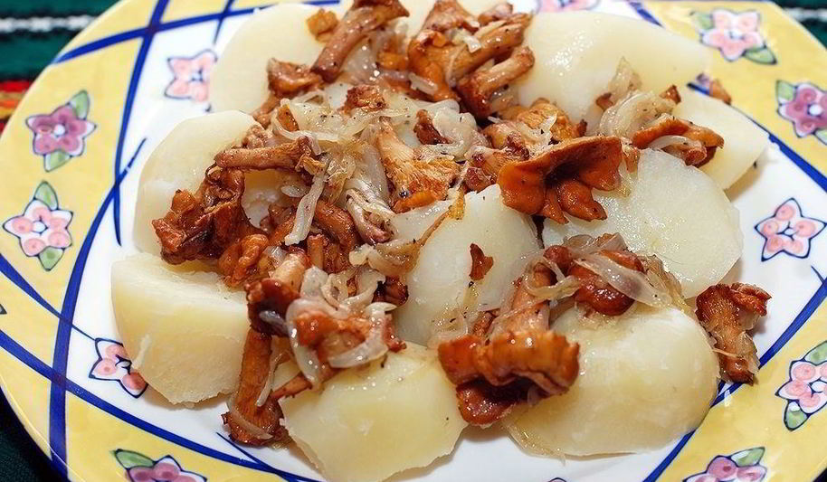 Рецепт лисичек с картошкой жареные