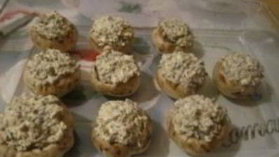 шампиньоны, фаршированные курицей