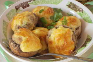 Шампиньоны, фаршированные мясом