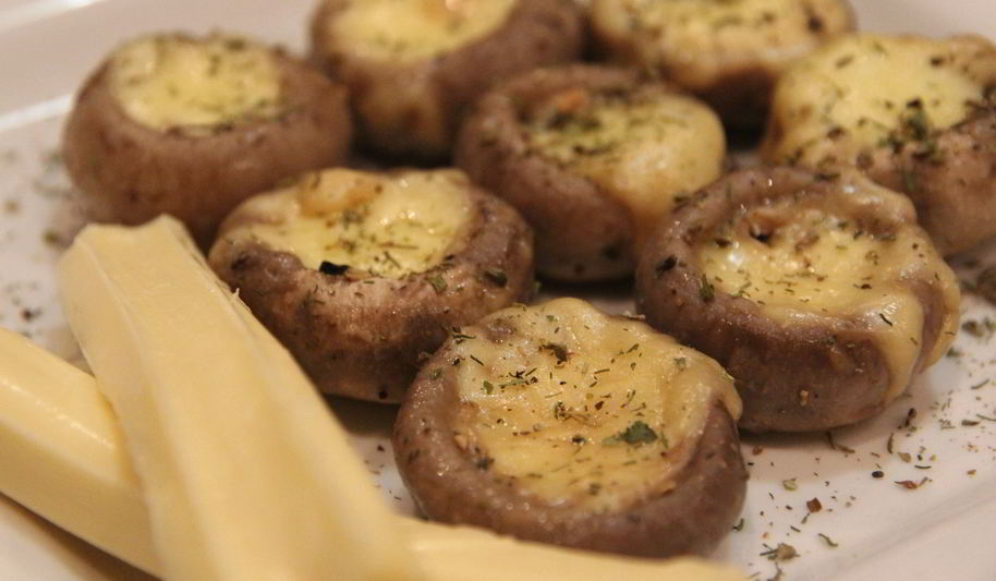 Рецепт шампиньонов с сулугуни