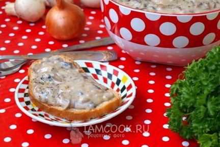 Шампиньоны в сливочном соусе