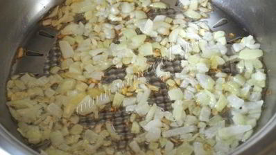 шампиньоны в сливочном соусе