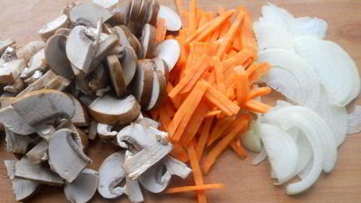 шампиньоны жареные с цветной капустой