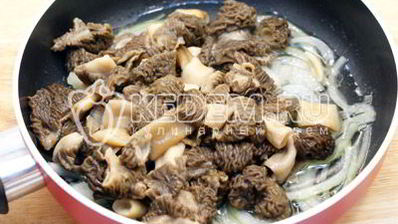сморчки жареные с картофелем