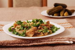 Тушеные грибы в винном соусе