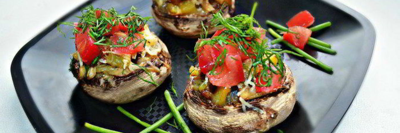 Запеченные фаршированные шампиньоны