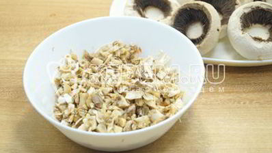 запеченные шампиньоны с овощами