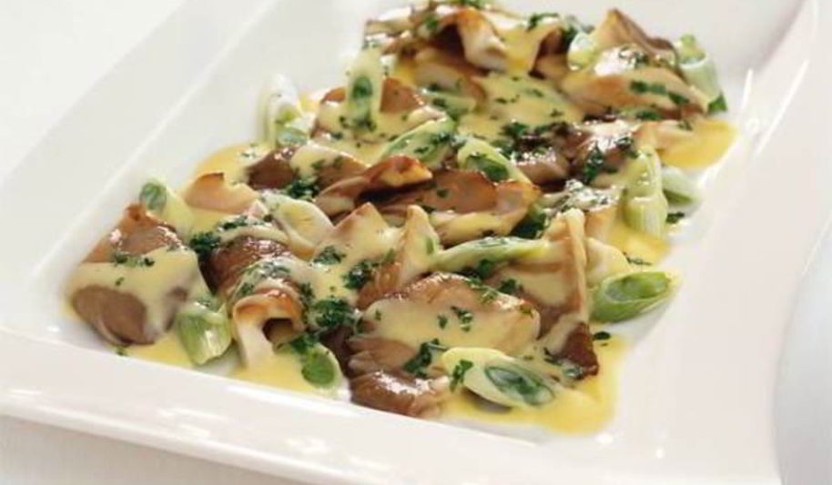 Рецепт жареных вешенок с зеленым луком