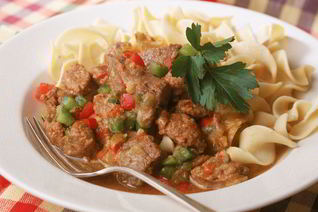 Гуляш из говяжьей печени