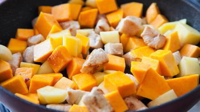 гуляш из индейки с тыквой