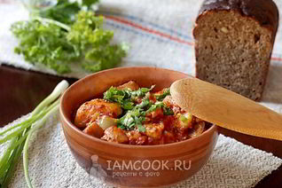 Гуляш из куриного филе